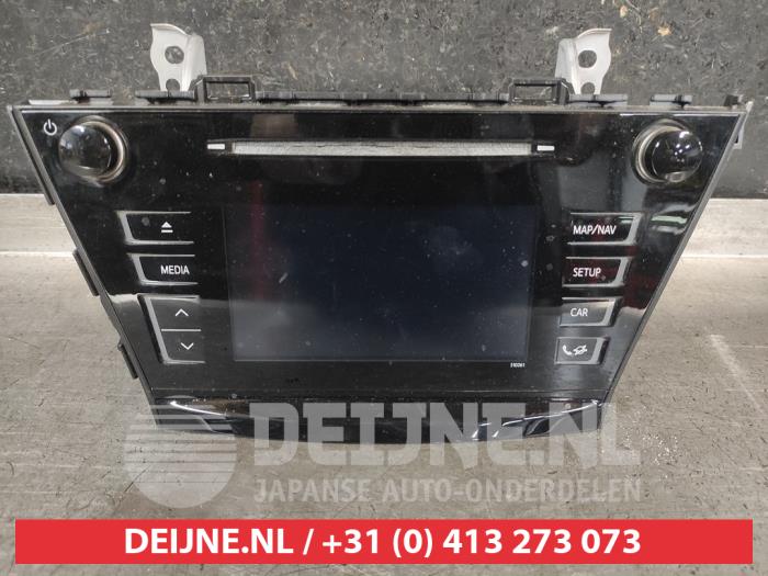 Toyota Prius Plus Radio O710619
