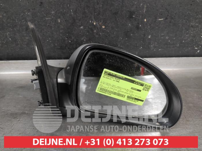 Kia Ceed Buitenspiegel rechts O710706