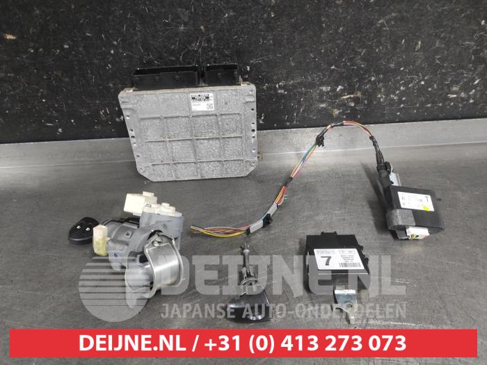 Toyota Verso Steuergerät Motormanagement O710872