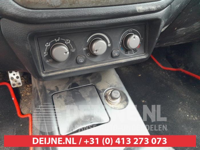 Mitsubishi Lancer Heizung Bedienpaneel O710999