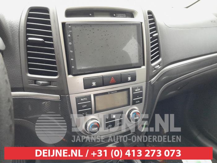Hyundai Santafe Radio O711060