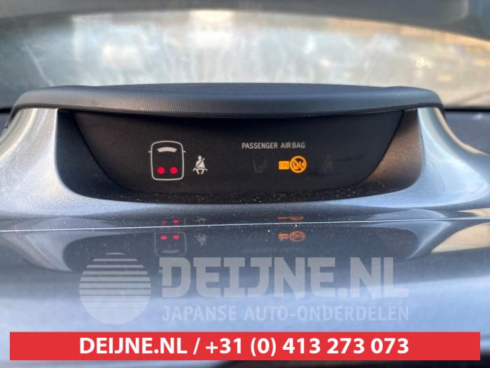 Toyota IQ Radio O711142