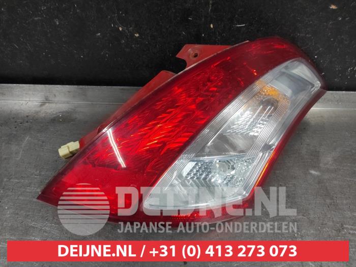 Suzuki Swift Achterlicht rechts O711183