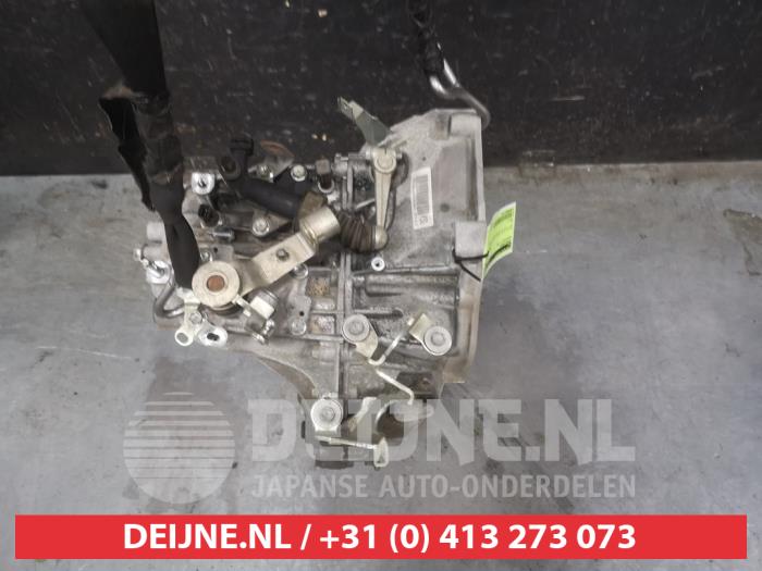 Suzuki Swift Getriebe O711220