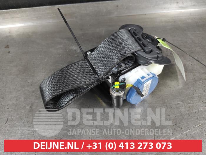Toyota Aygo X Veiligheidsgordel links-voor O711238