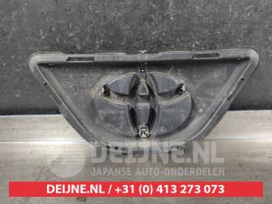 Toyota Aygo X Emblem O711243 foto 2