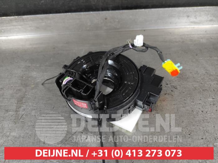 Toyota Aygo X Klokveer Airbag O711261