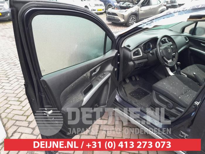 Suzuki SX-4 Kombischalter Fenster O711275