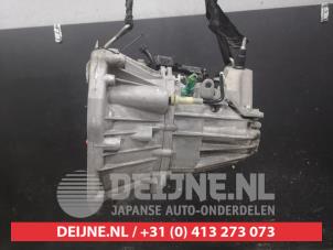 Nissan Qashqai Versnellingsbak O711336 foto 3