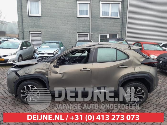 Toyota Yaris Cross Türscheibe 4-türig links hinten O711376
