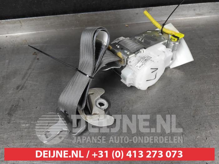 Toyota Prius Veiligheidsgordel links-voor O711405