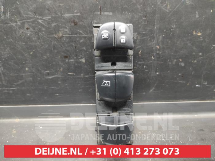 Nissan Qashqai Kombischalter Fenster O711433
