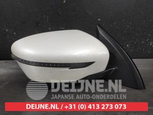 Nissan Qashqai Wing mirror, right O711453 photo 2