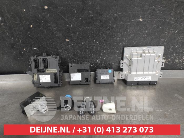 Nissan Juke Steuergerät Motormanagement O711571