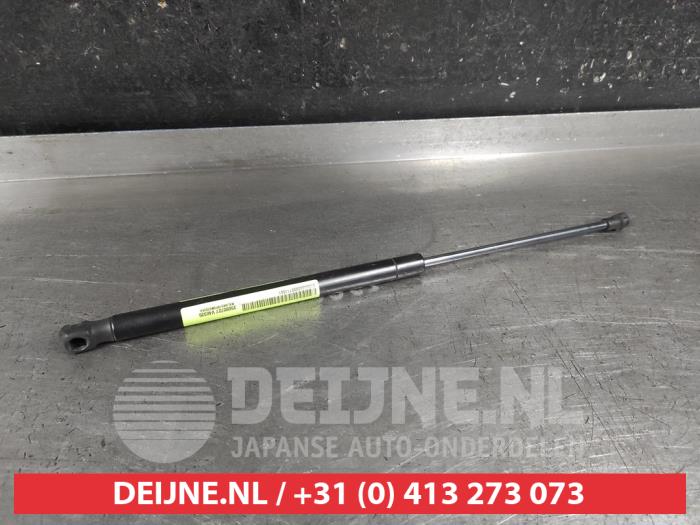 Hyundai I10 Gasdemper links-achter O711681