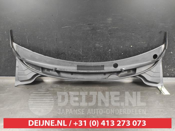 Kia Rio Cowl top grille O711751