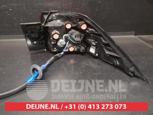 Toyota Rav-4 Achterlicht links O711760 foto 2