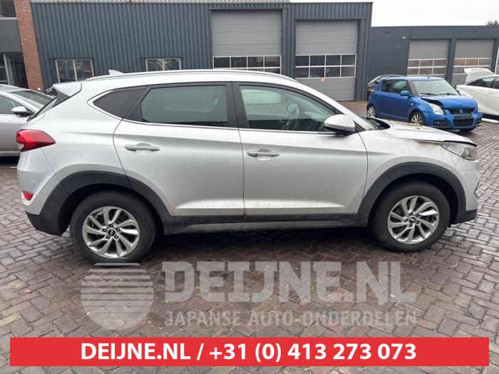 Hyundai Tucson Extra Ruit 4Deurs rechts-achter O711832
