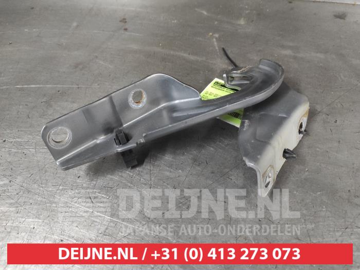 Mitsubishi Outlander Bonnet Hinge O711782