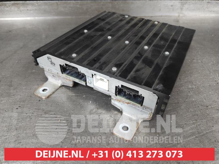Mitsubishi Outlander Radio amplifier O711795