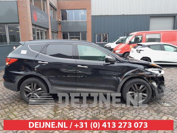 Hyundai Santafe Türscheibe 4-türig rechts hinten O711875