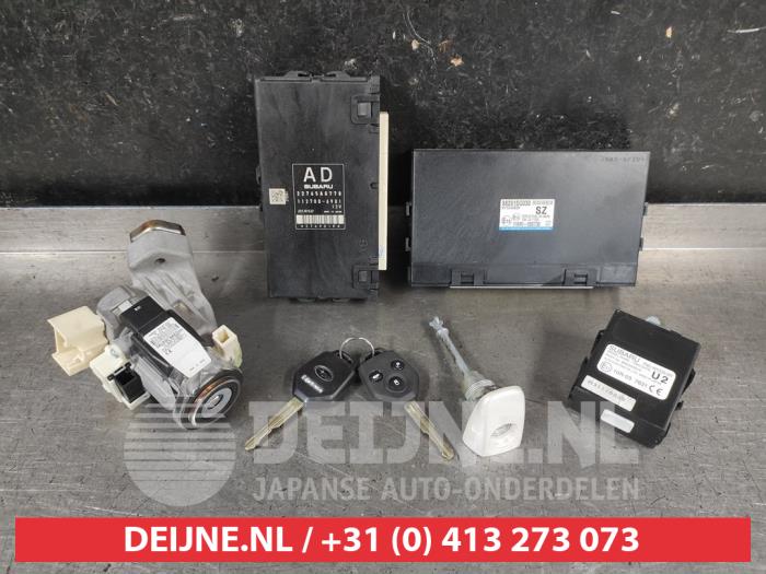Subaru Forester Zündschloss+Schlüssel O711887