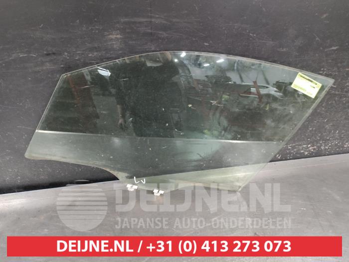 Subaru Forester Türscheibe 4-türig links vorne O711905