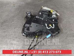 Subaru Forester Türschlossmechanik 4-türig links vorne O711907 foto 2