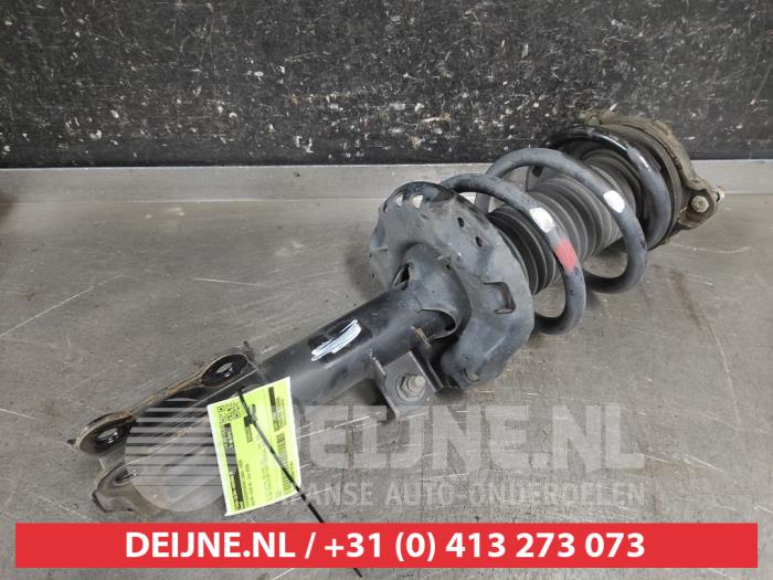 Kia Pro Ceed Stoßdämpferstrebe links vorne O712104