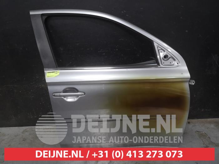 Mitsubishi Outlander Front door 4-door, right O712144