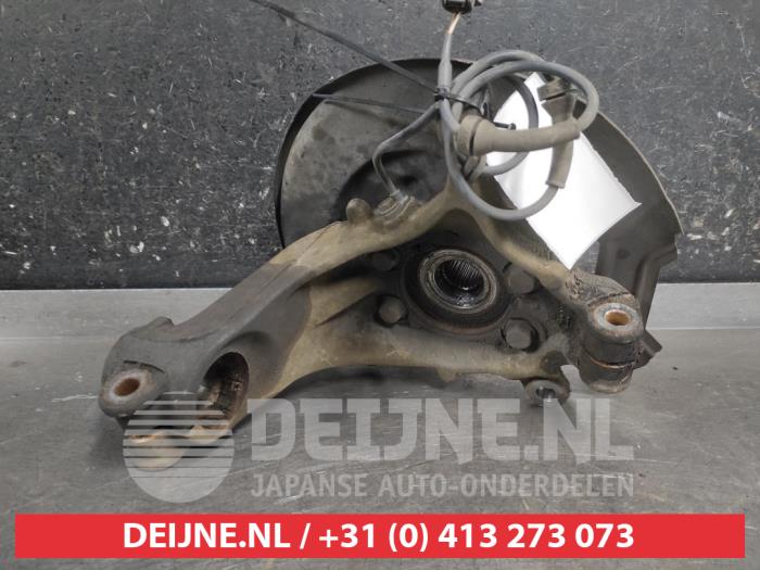 Nissan Qashqai Achsschenkel rechts vorne O712187