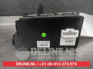 Hyundai Santafe ASR Schalter O712244 foto 2