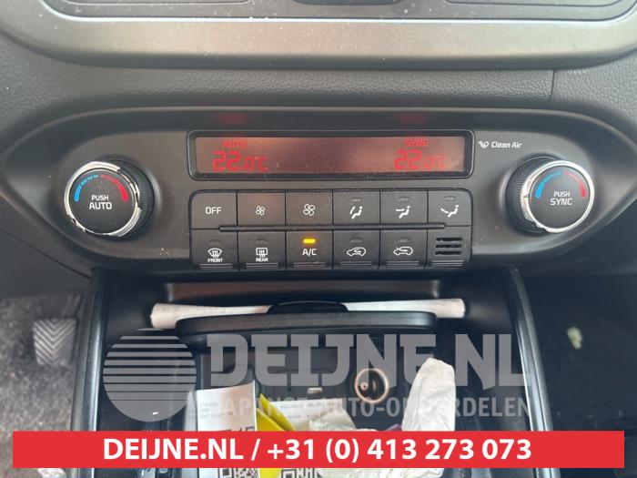 Kia Carens Heizung Bedienpaneel O712418