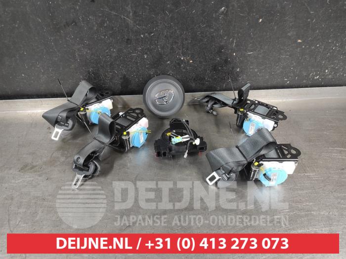 Toyota Yaris Cross Vollzähligkeit Airbags O712548