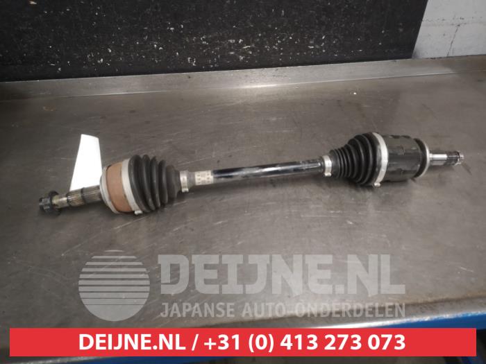 Toyota Yaris Cross Antriebswelle links vorne O712573