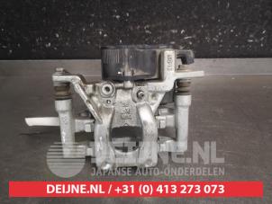 Toyota Yaris Cross Rear brake calliper, left O712596 photo 3