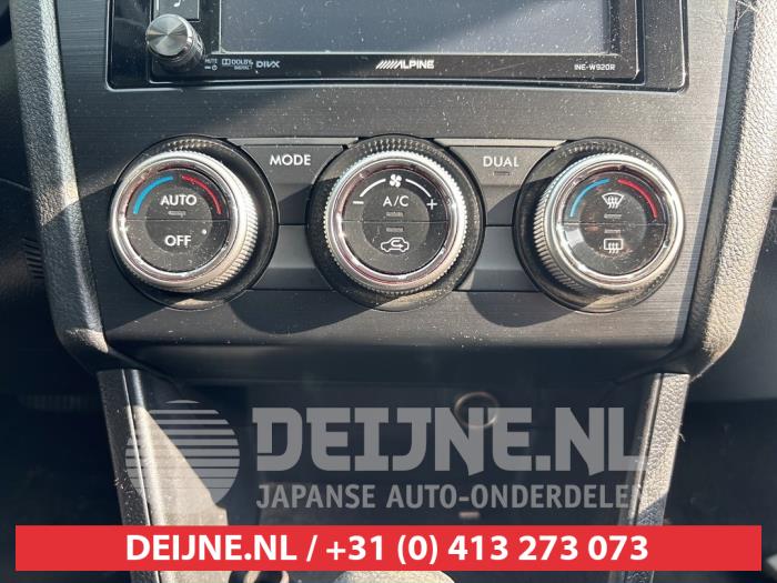 Subaru XV Heater control panel O712652
