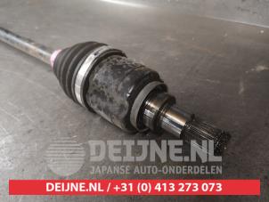 Suzuki Swift Aandrijfas rechts-voor O712677 foto 2