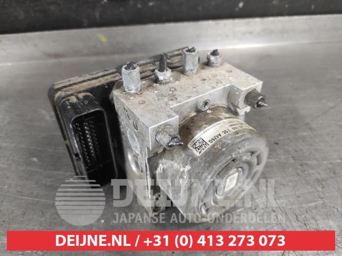 Mazda CX-5 ABS Pomp O712802