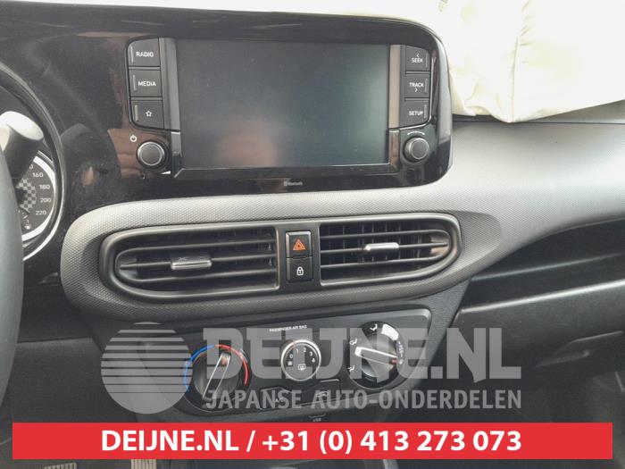 Hyundai I10 Kachel Bedieningspaneel O712924