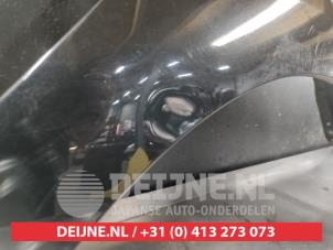 Toyota Auris Kotflügel rechts vorne O713047 foto 2