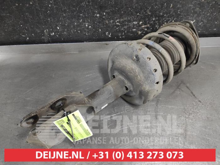 Subaru XV Stoßdämpferstrebe rechts vorne O713066