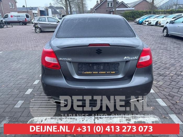 Suzuki Kizashi Tailgate O713108