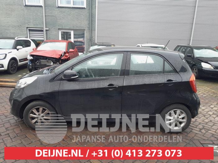 Kia Picanto Driehoeks Ruit links-achter O713184