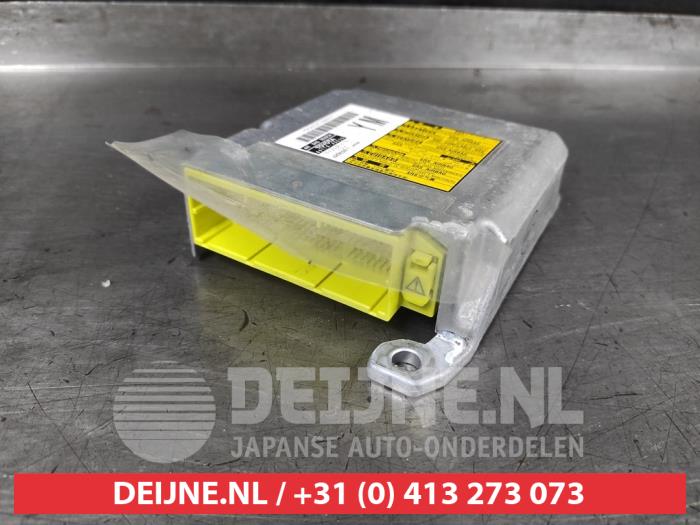 Lexus RX Airbag Module O713208