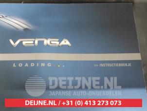 Kia Venga Instruction Booklet O713300 photo 2