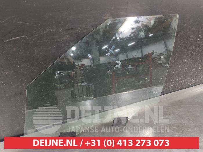 Hyundai Santafe Door window 4-door, front left O713318