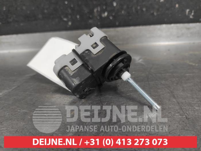Kia Niro Headlight motor O713453