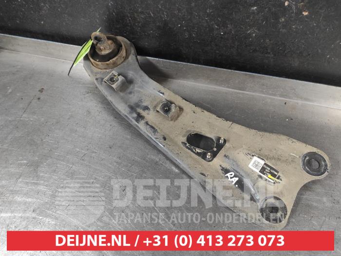 Kia Niro Rear wishbone, right O713475