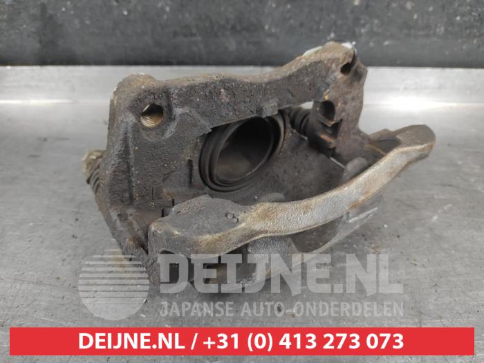 Suzuki Kizashi Bremszange rechts vorne O713499